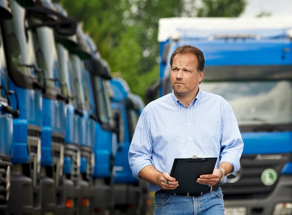 What Is A Fleet Manager? Everything to Know About the Role - Revenues &  Profits