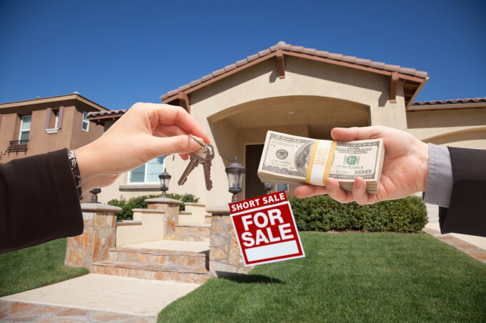 What are the advantages of a rapid house sale