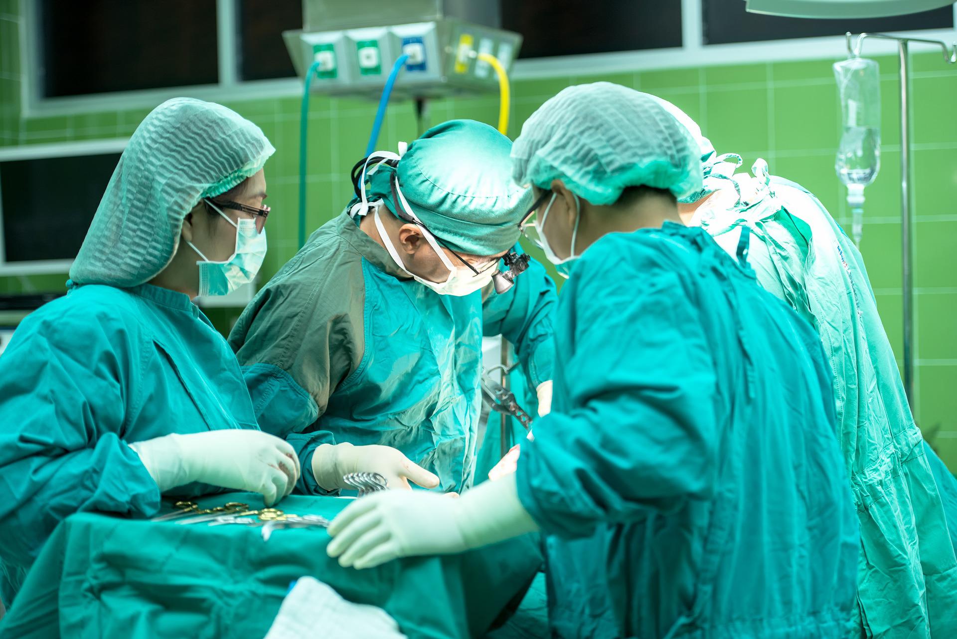 6 Essential Steps to Take Immediately After Experiencing Surgical Negligence