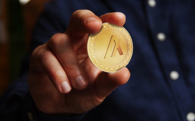 algorad coin in hand